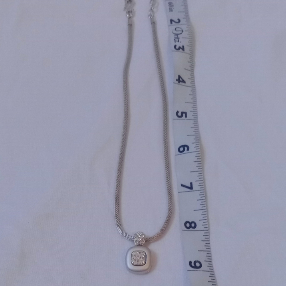 Swarovski Silver Mesh Necklace w/ Pave Crystal Cushion Pendant  Swan Logo  16–18 - Picture 8 of 8